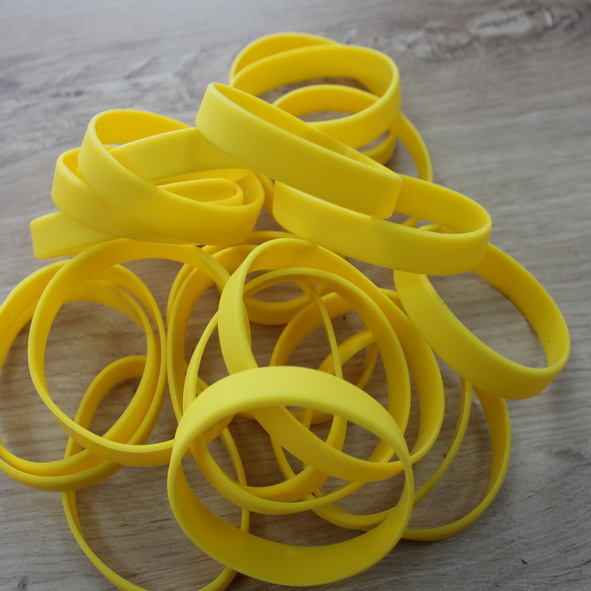 yellow (silicone)
