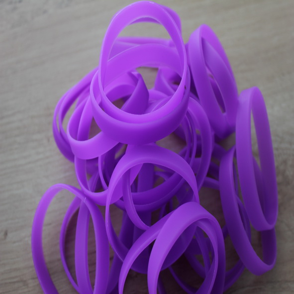 violet (silicone)